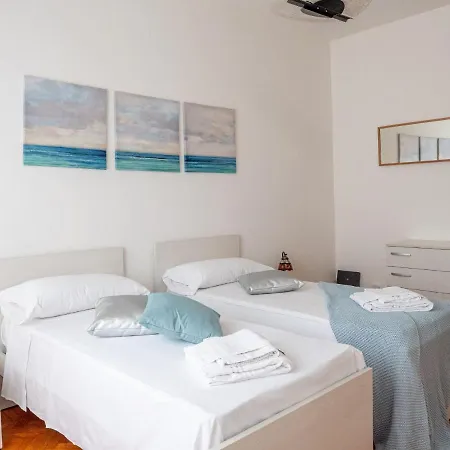 The Best Rent - Modern Two Bedroom In Apartmán *
