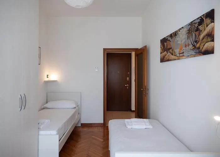 The Rent - Modern Two Bedroom In شقة ميلان