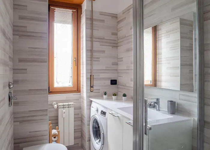 The Rent - Modern Two Bedroom In * ميلان